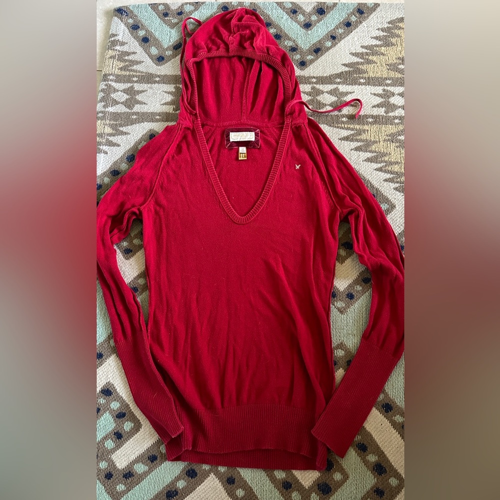Red American Eagle Outfitters size medium, long sleeve with hoodie